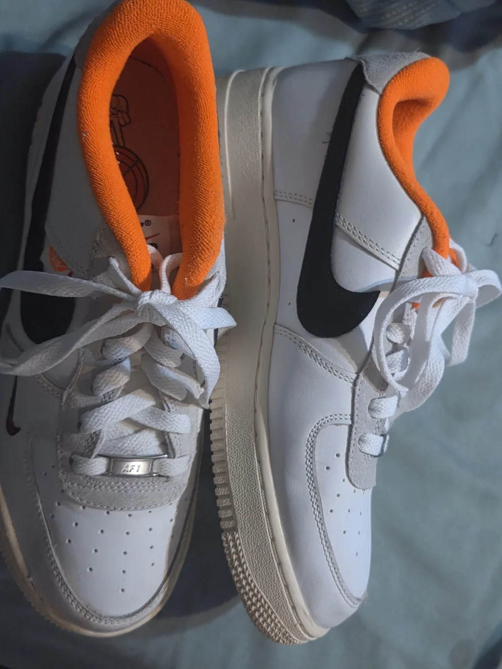 Nike White Kids Sneakers with Orange Collar and Black Swoosh 8 Womens (6.5Y)